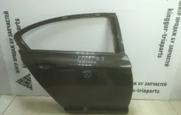 Дверь задняя правая для Volkswagen Passat 2017 года на фотографиях