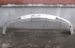 Накладка переднего бампера для Suzuki Liana 2005 года на фотографиях