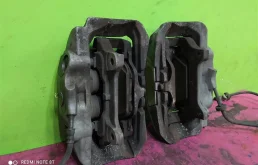 Суппорт передний правый для Audi A6 на фотографиях