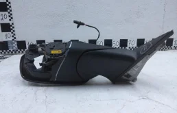 Зеркало боковое правое для BMW 5er 2019 года на фотографиях