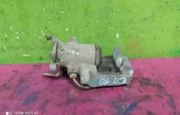 Суппорт задний правый для Skoda Octavia на фотографиях