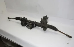 Рулевая рейка для Volkswagen Passat 2002 года на фотографиях