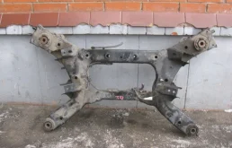 Задняя балка для Nissan Murano 2015 года на фотографиях