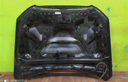 Капот для Audi Q5 2008 года на фотографиях