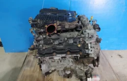 Двигатель без навесного для Nissan Fuga 2015 года на фотографиях