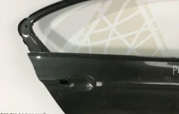 Дверь задняя правая для Volkswagen Passat 2017 года на фотографиях