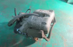 Суппорт задний правый для Volkswagen Passat 2006 года на фотографиях