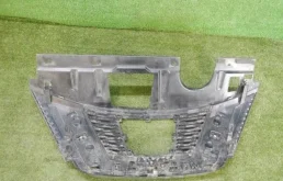 Решетка радиатора для Nissan X-Trail 2021 года на фотографиях