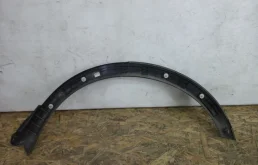 Заднее правое крыло для Suzuki SX4 на фотографиях