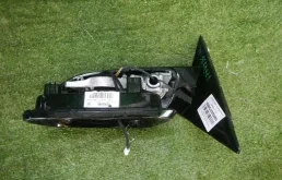 Стекла и зеркала для BMW 5er 2022 года на фотографиях