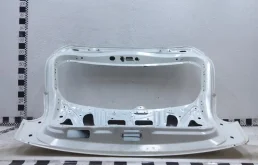 Крышка багажника для Nissan Juke 2020 года на фотографиях