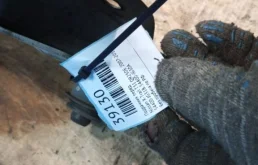 Балка передняя поперечная для Nissan X-Trail 2008 года на фотографиях