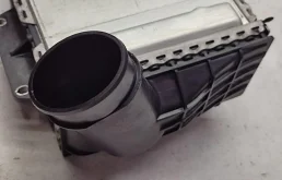 Интеркулер для Mercedes-Benz C class 2017 года на фотографиях