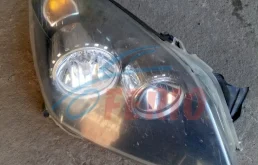 Фара правая для Opel Astra 2004 года на фотографиях