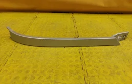 Реснички передние левые для Mercedes-Benz M class на фотографиях