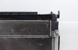 Кассета радиаторов для Toyota RAV4 2018 года на фотографиях