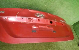 Дверь багажника для Hyundai Solaris 2015 года на фотографиях