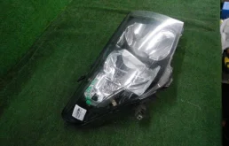 Фары для Toyota Land Cruiser 2011 года на фотографиях