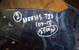 Крыло левое для Toyota Avensis 2012 года на фотографиях