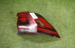 Фонарь внешний правый для Volkswagen Tiguan 2016 года на фотографиях