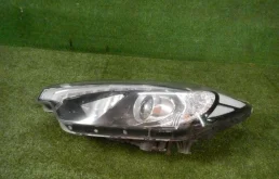 Фара левая для Kia Cerato 2014 года на фотографиях