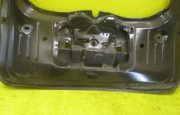 Дверь багажника для Renault Duster 2010 года на фотографиях