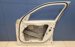 Дверь передняя правая для BMW X3 2023 года на фотографиях