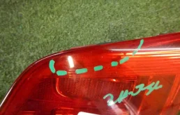 Фонарь внутренний правый для Volkswagen Tiguan 2013 года на фотографиях