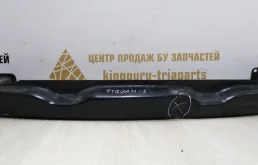 Усилитель заднего бампера для Volkswagen Tiguan 2009 года на фотографиях