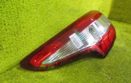 Фонарь внешний левый для Nissan Qashqai 2019 года на фотографиях