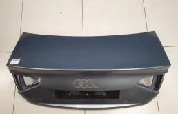 Крышка багажника для Audi A4 2009 года на фотографиях