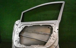 Двери для Kia Ceed 2017 года на фотографиях