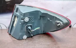 Фонарь внутренний левый для BMW 5er 2014 года на фотографиях