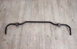 Стабилизатор поперечной устойчивости задний для Volkswagen Tiguan 2008 года на фотографиях