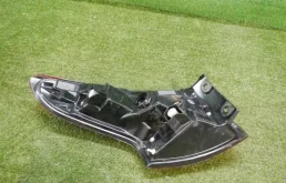 Фонарь внешний правый для Nissan Qashqai 2018 года на фотографиях