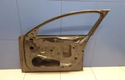 Дверь передняя правая для Audi A6 2016 года на фотографиях