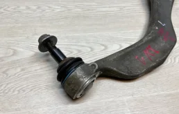 Рычаг передний левый нижний для BMW 5er 2013 года на фотографиях
