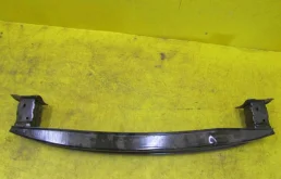 Усилитель заднего бампера для Skoda Octavia 2014 года на фотографиях