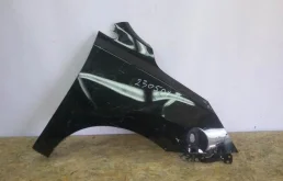 Крылья для Hyundai Tucson 2012 года на фотографиях