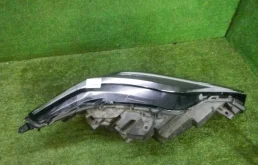 Фара левая для Lexus RX 2022 года на фотографиях