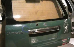 Крышка багажника для Nissan X-Trail 2000 года на фотографиях