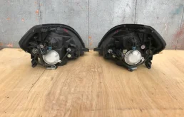 Фара правая для Nissan Teana 2006 года на фотографиях