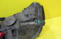 Фара левая для Audi A6 2010 года на фотографиях