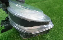 Фара левая для Nissan Juke 2017 года на фотографиях