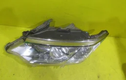 Фара левая для Toyota Camry 2013 года на фотографиях