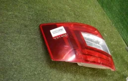 Фонарь левый для Skoda Octavia 2015 года на фотографиях