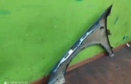 Крыло правое для Skoda Fabia 2011 года на фотографиях