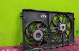 Кассета радиаторов для Volkswagen Passat 2010 года на фотографиях