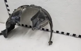 Подкрылок передний правый для Nissan X-Trail 2017 года на фотографиях