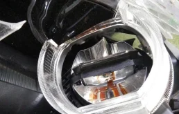 Фара ксенон левая для BMW 5er 2014 года на фотографиях